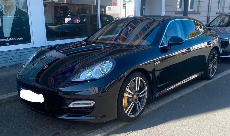 Schwarz Gebraucht 2010 Porsche Panamera Turbo Limousine | 27.900 € (Etwas zu teuer) - Bild 1/4