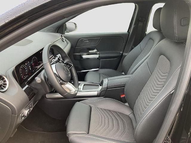Gebraucht Mercedes GLA200 Progressive 150 PS (110 kW) 2025 Schwarz SUV