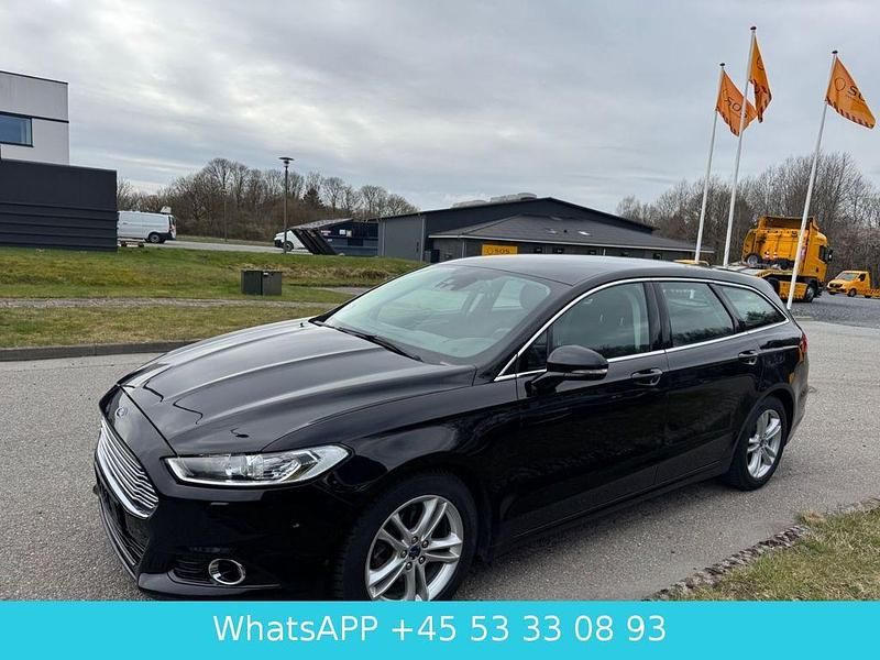 Gebraucht Ford Mondeo 160 PS (117 kW) 2015 Schwarz Limousine