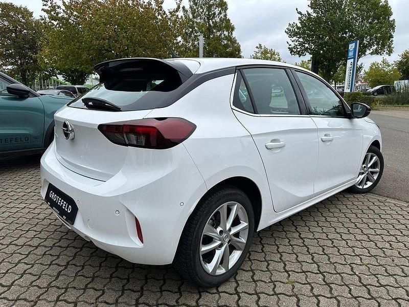Gebraucht Opel Corsa Elegance 101 PS (74 kW) 2022 Jade weiss/arktis weiss Limousine