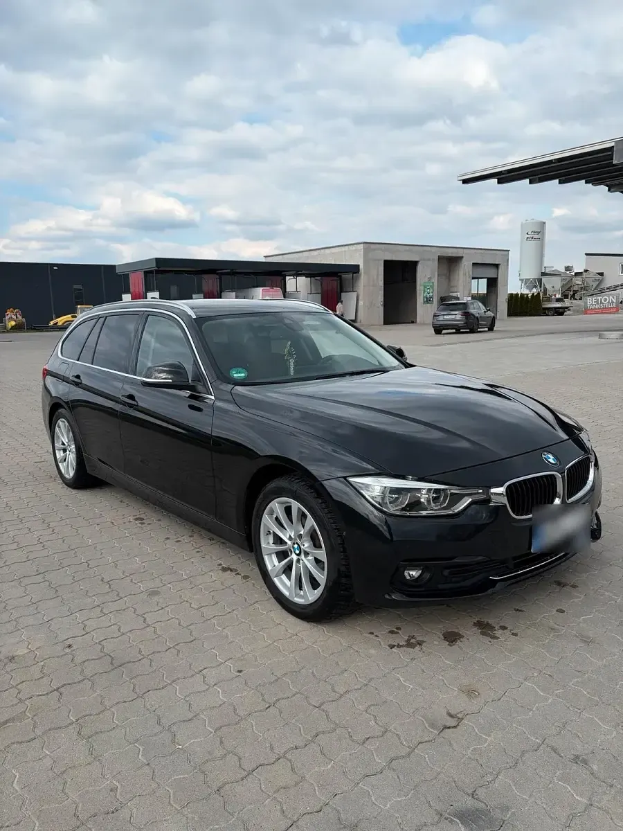 Gebraucht BMW 320 190 PS (139 kW) 2017 Schwarz Kombi