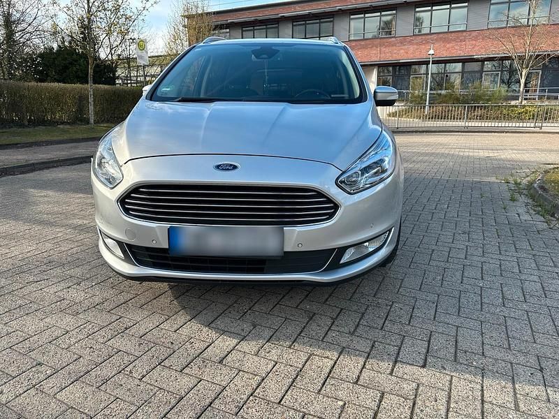 Gebraucht Ford Galaxy 150 PS (110 kW) 2017 Silber Van / Kleinbus