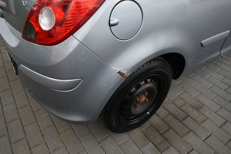 Gebraucht Opel Corsa 80 PS (58 kW) 2007 Silber Kleinwagen