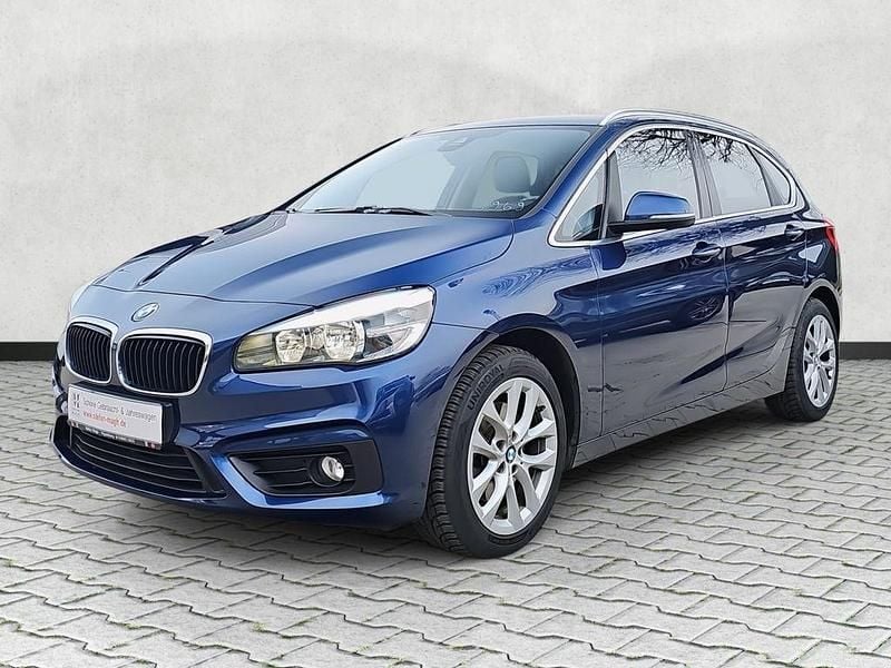 Blau Gebraucht 2015 BMW 218 Active Tourer Advantage Van / Kleinbus | 11.890 € (Fairer Preis) - Bild 1/4