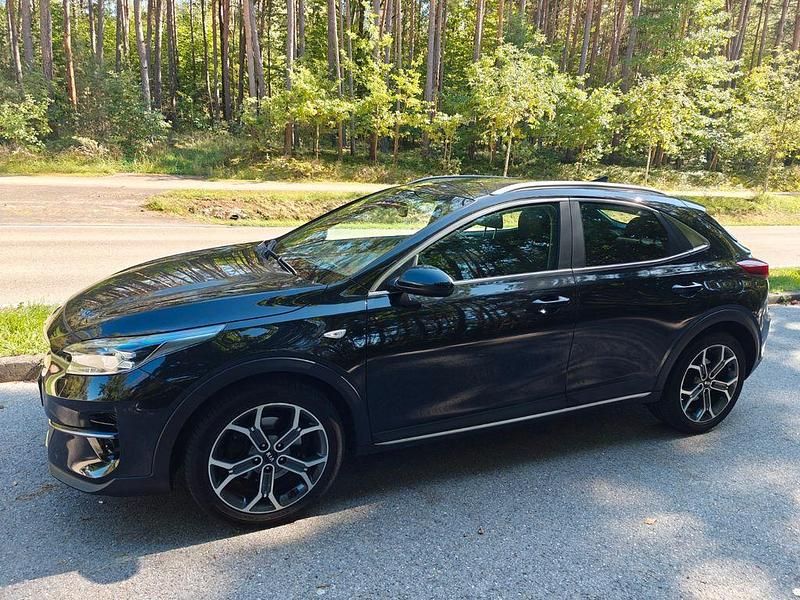 Schwarz Gebraucht 2020 Kia XCeed SUV | 18.300 € (Fairer Preis) - Bild 1/4