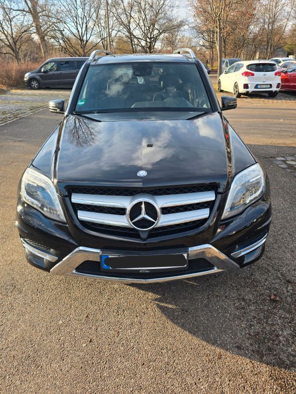 Schwarz Gebraucht 2014 Mercedes GLK350 Sport SUV | 19.900 € (Fairer Preis) - Bild 1/4