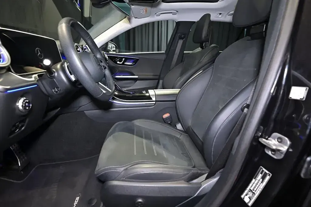 Second-hand Mercedes C220 AMG 197 CP (144 kW) 2025 Negru Break