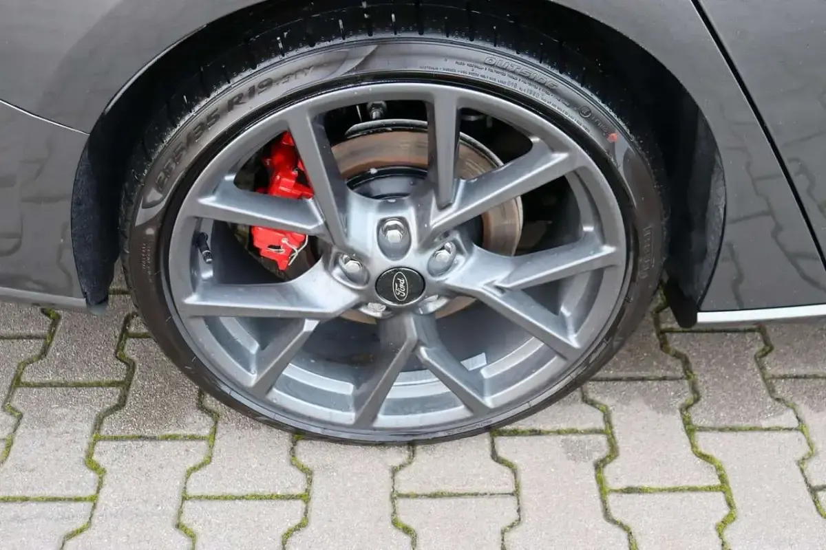 Neu Ford Focus ST 280 PS (205 kW) 2025 Mean green metallic Kombi
