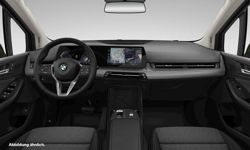 Gebraucht BMW 220 Active Tourer 170 PS (125 kW) 2023 Grün Van / Kleinbus