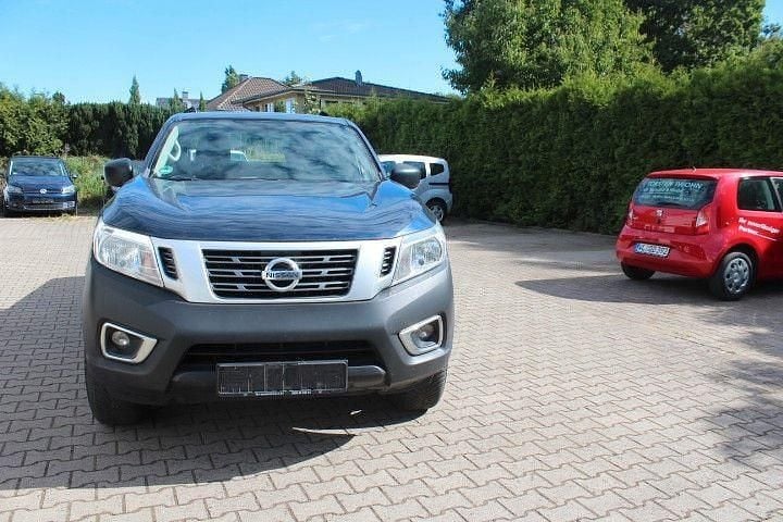 Blau Gebraucht 2016 Nissan Navara Visia Abholung | 13.980 € (Guter Preis) - Bild 1/4