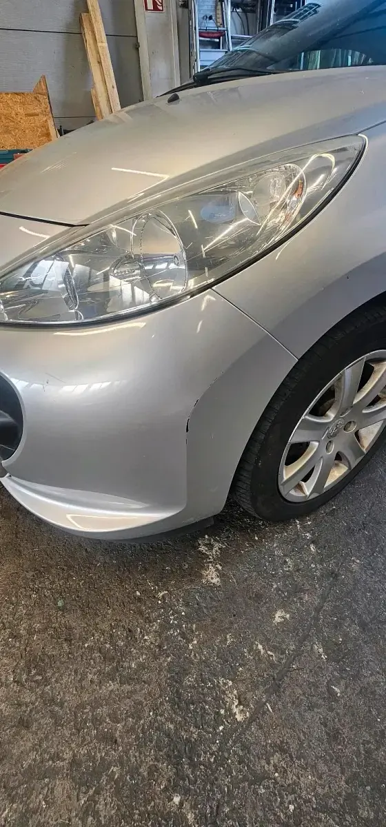 Gebraucht Peugeot 207 CC 120 PS (88 kW) 2026 Silber Cabrio