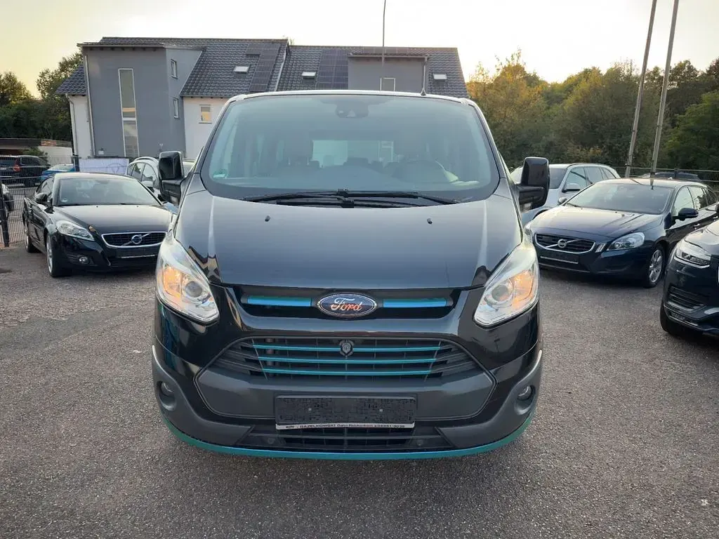Gebraucht Ford Tourneo Titanium 155 PS (114 kW) 2014 Schwarz Van / Kleinbus