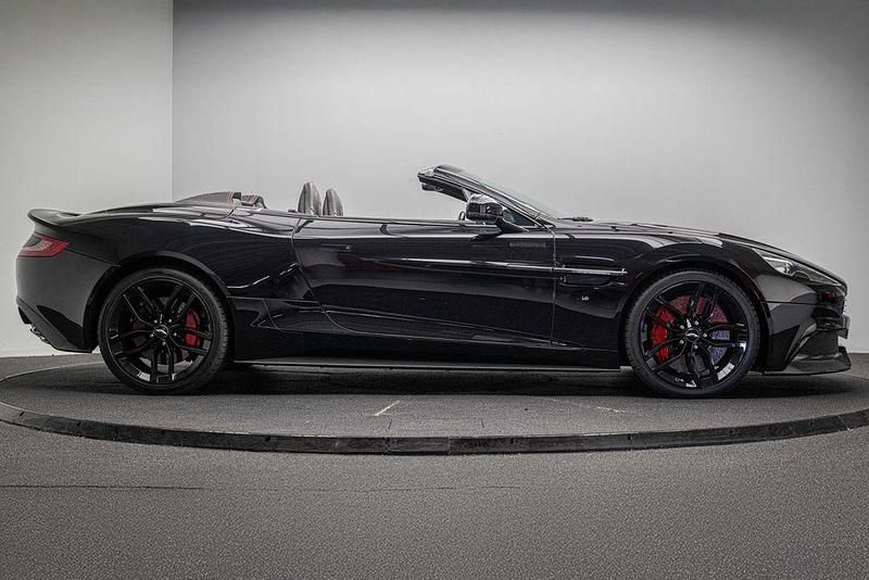 Gebraucht Aston Martin Vanquish 783 PS (575 kW) 2018 Schwarz Cabrio