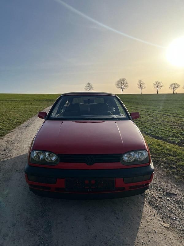 Gebraucht VW Golf Cabriolet 90 PS (66 kW) 1995 Rot Cabrio