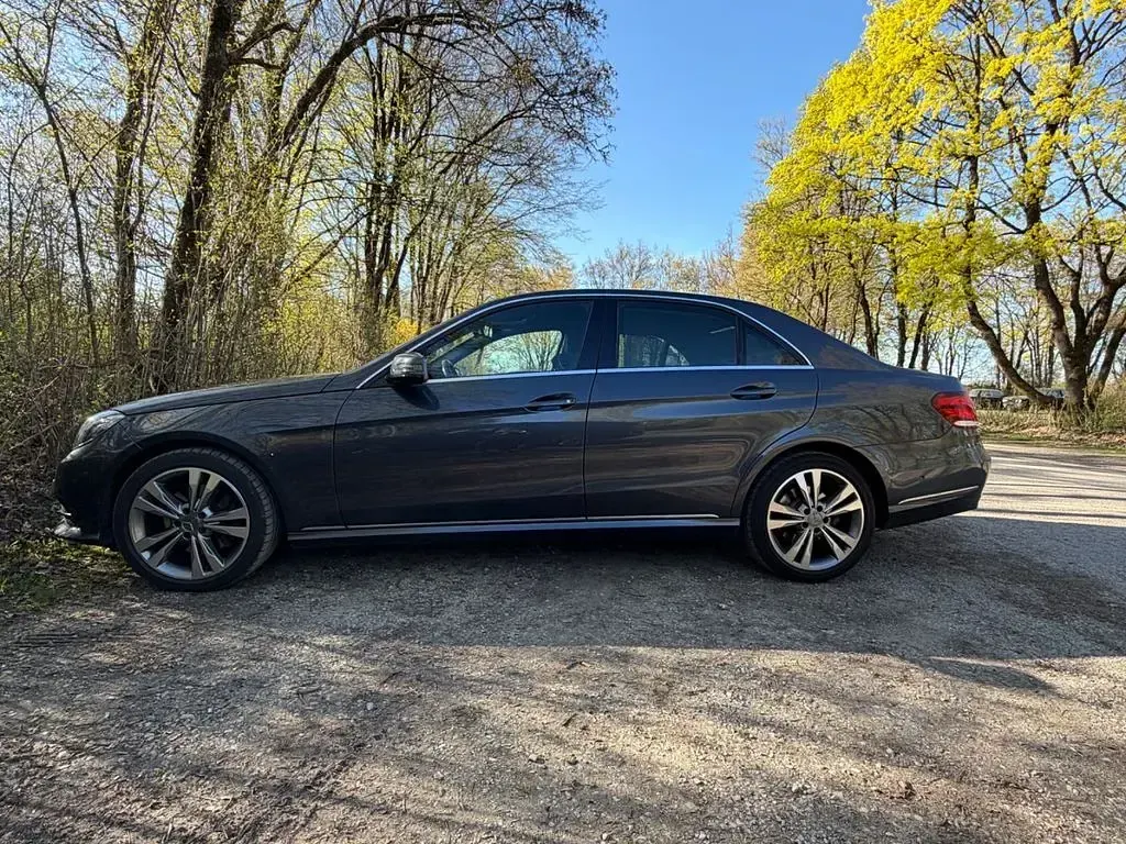 Usata Mercedes E350 252 CV (185 kW) 2013 Grigio Berlina