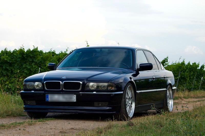 Gebraucht 1994 BMW 740 Limousine | 17.900 € - Bild 1/4