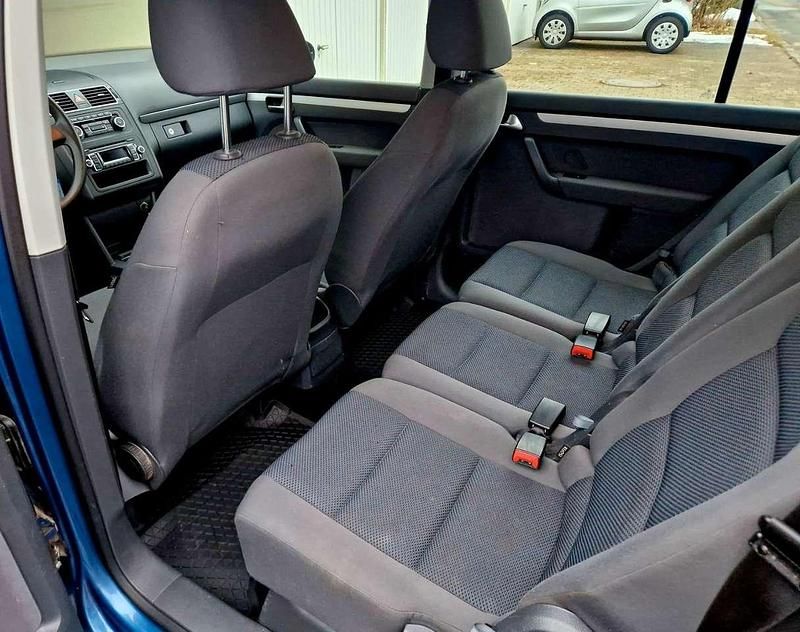 Gebraucht VW Touran 105 PS (77 kW) 2012 Blau Van / Kleinbus