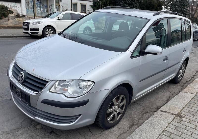 Gebraucht VW Touran 140 PS (102 kW) 2009 Grau Van / Kleinbus