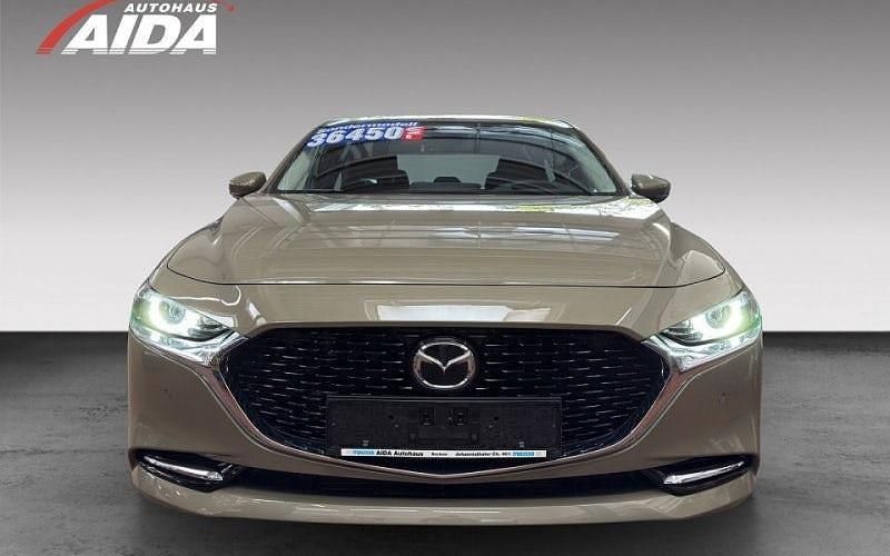 Neu Mazda 3 Exclusive-Line 140 PS (102 kW) 2025 Grün Limousine