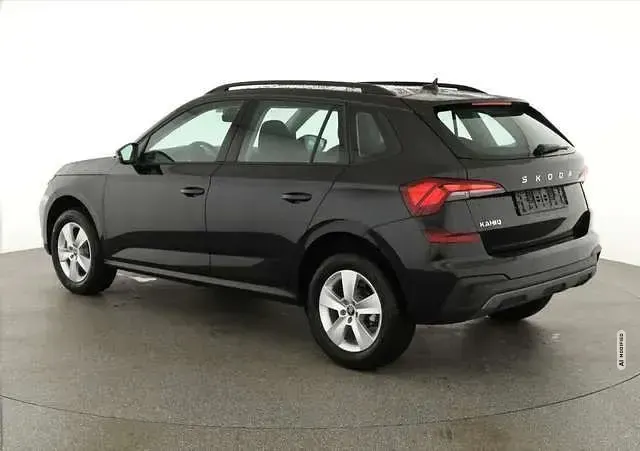 Neu Skoda Kamiq Selection 150 PS (110 kW) 2025 Schwarz metallic SUV