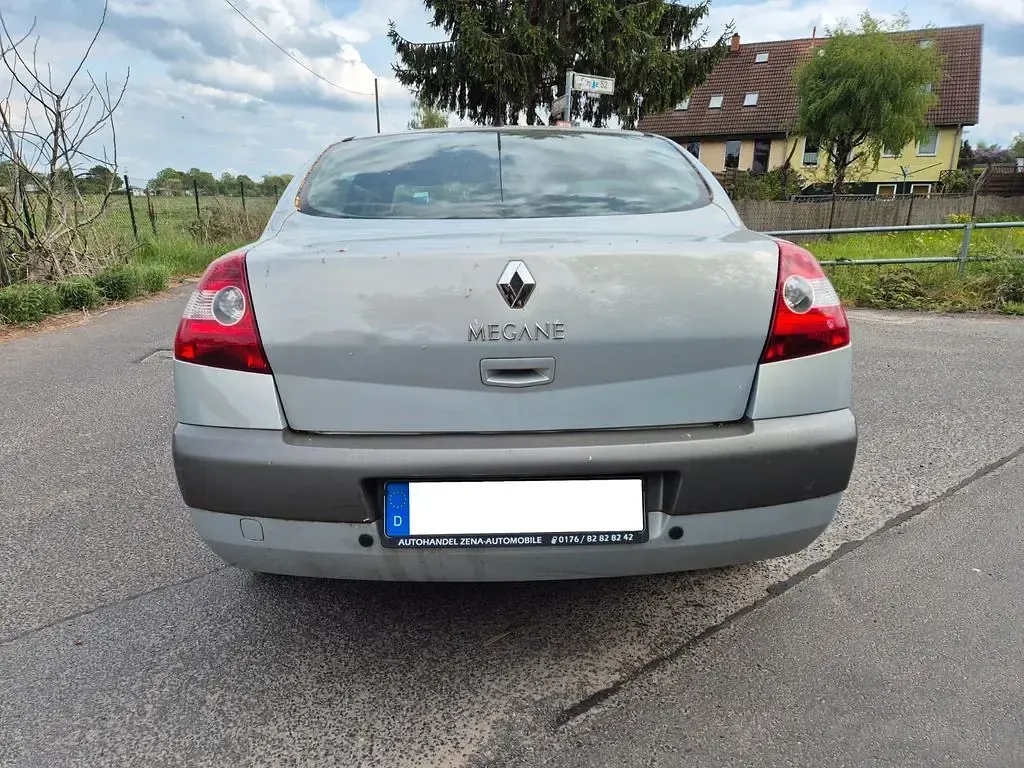 Gebraucht Renault Mégane II 135 PS (99 kW) 2004 Silber Limousine