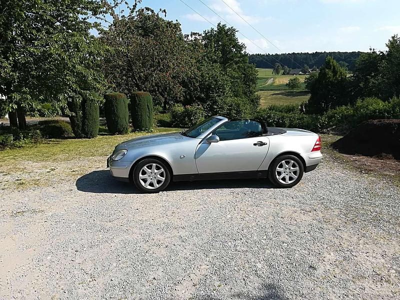Silber Gebraucht 1998 Mercedes SLK200 Cabrio | 6.500 € (Fairer Preis) - Bild 1/2