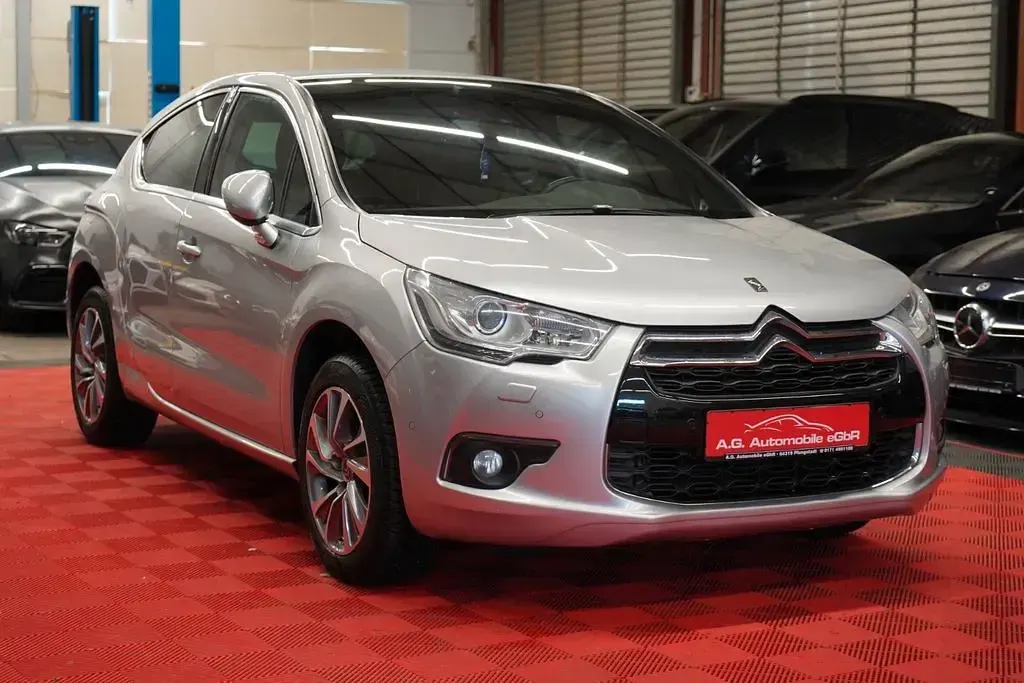 Gebraucht Citroën DS4 156 PS (114 kW) 2011 Silber Kleinwagen