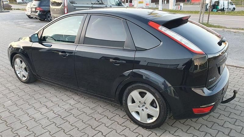 Gebraucht Ford Focus Style 101 PS (74 kW) 2008 Schwarz Limousine
