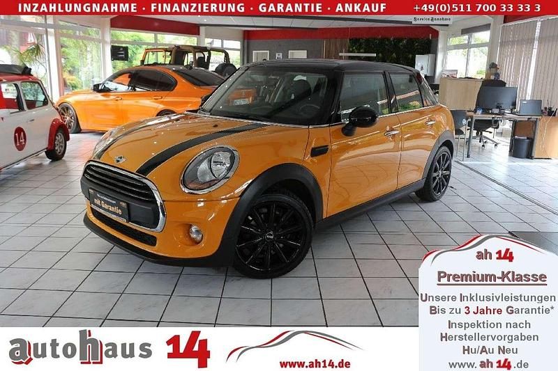 Orange Gebraucht 2015 Mini ONE Kleinwagen | 10.850 € (Etwas zu teuer) - Bild 1/3
