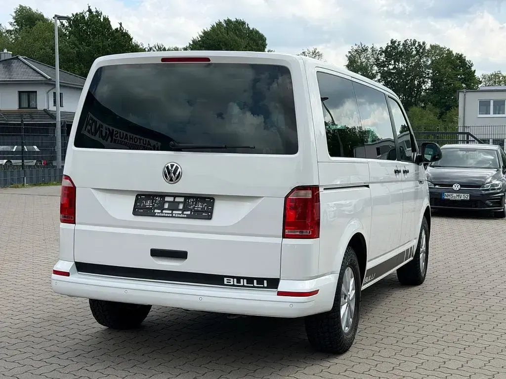 Gebraucht VW Multivan 150 PS (110 kW) 2019 Weiß Van / Kleinbus