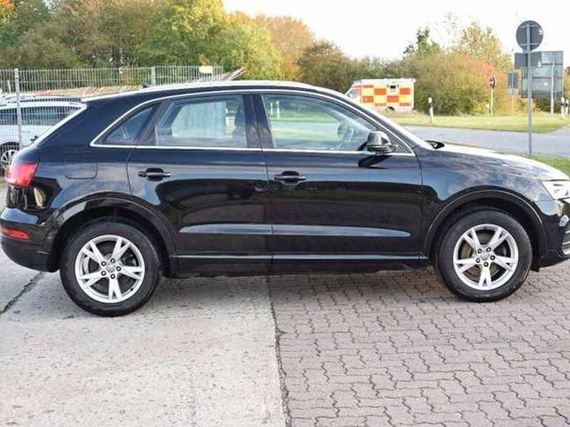 Gebraucht Audi Q3 Sport 150 PS (110 kW) 2016 Schwarz SUV