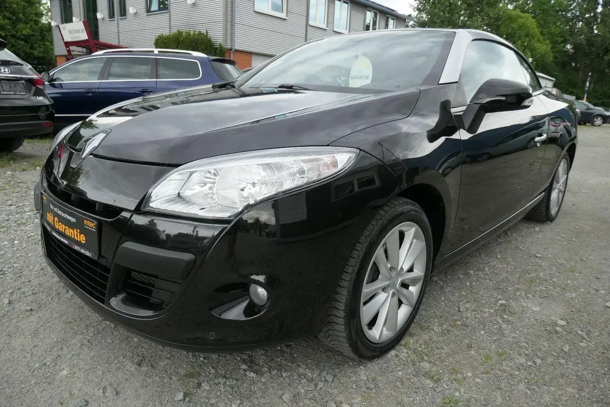 Gebraucht Renault Mégane Cabriolet Luxe 131 PS (96 kW) 2011 Schwarz Cabrio