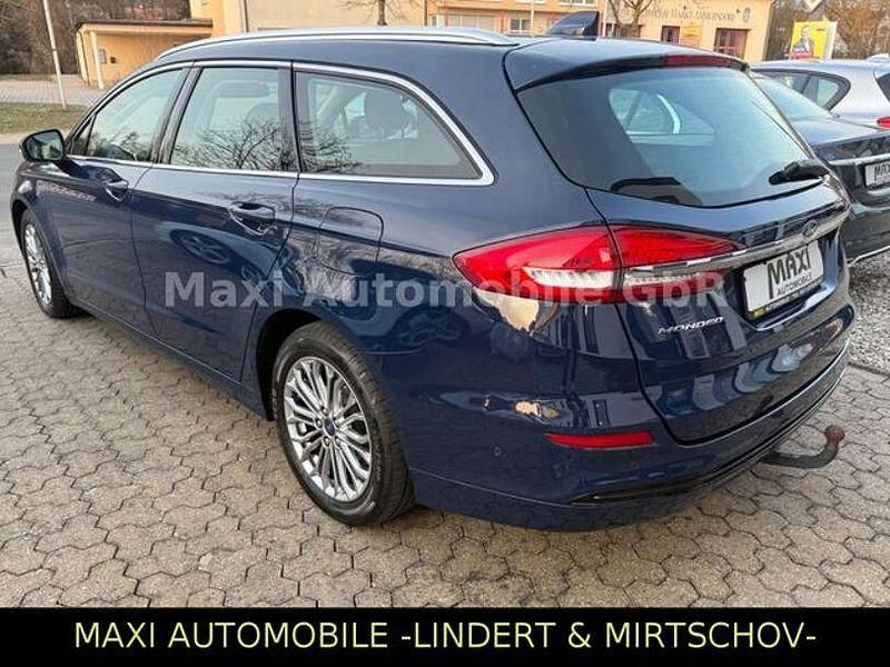 Gebraucht Ford Mondeo Titanium 150 PS (110 kW) 2022 Blau Limousine
