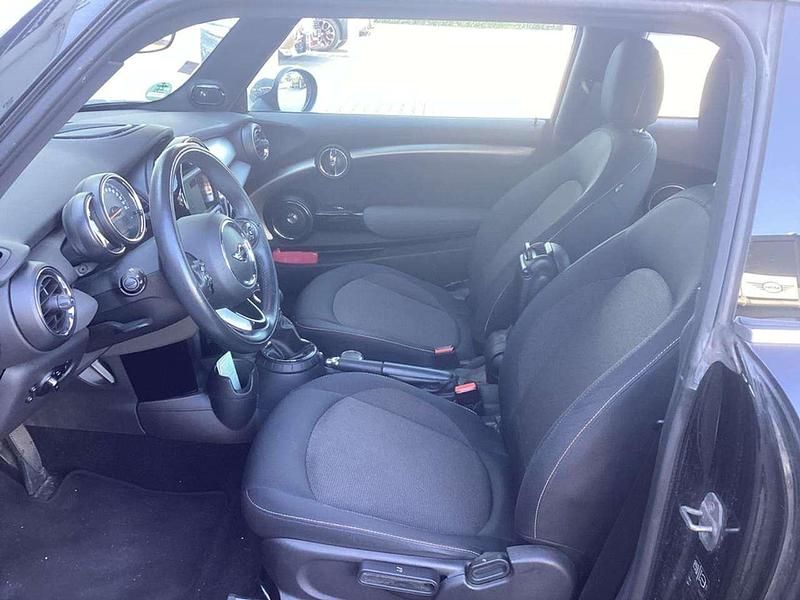 Second-hand Mini Cooper D 116 CP (85 kW) 2014 Negru Hatchback