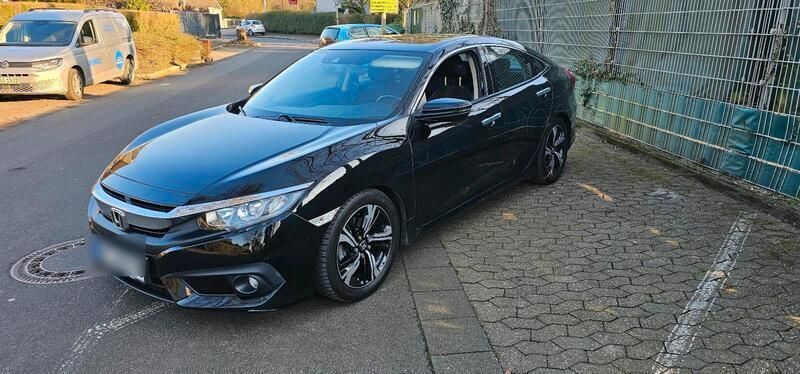 Schwarz Gebraucht 2018 Honda Civic Elegance Limousine | 12.990 € (Guter Preis) - Bild 1/4