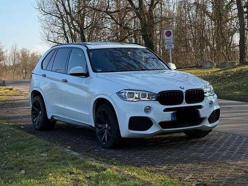 Weiß Gebraucht 2017 BMW X5 Sport Line SUV | 27.500 € (Etwas zu teuer) - Bild 1/4