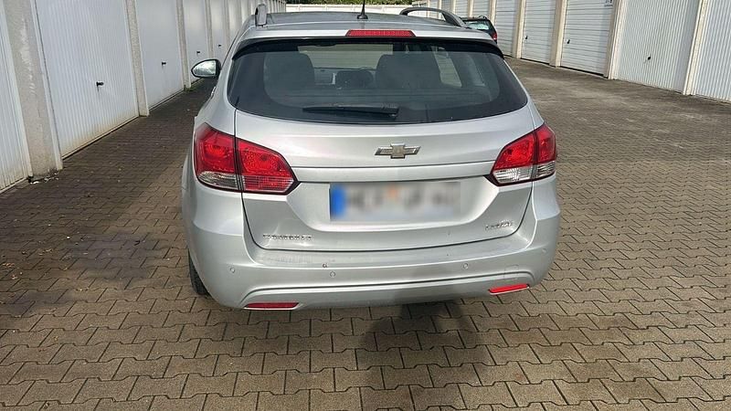 Gebraucht Chevrolet Cruze LT 131 PS (96 kW) 2012 Schwarz Kombi