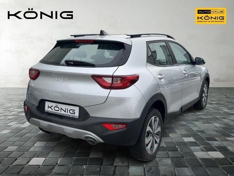 Gebraucht Kia Stonic Vision 101 PS (74 kW) 2024 Silber SUV