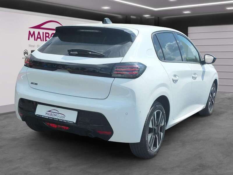 Gebraucht Peugeot 208 101 PS (74 kW) 2025 Lack weiss banquise/typ aussen Kleinwagen