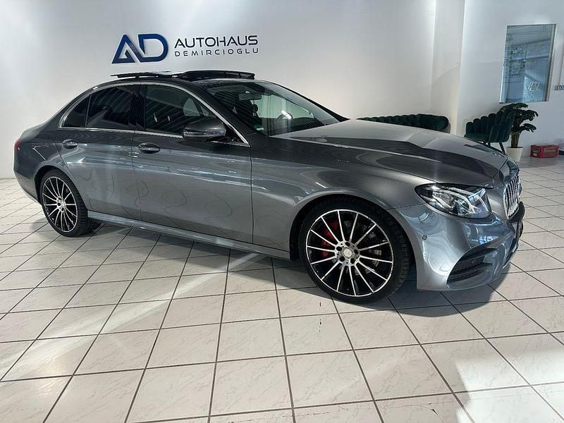 Gebraucht Mercedes E350 AMG line 258 PS (189 kW) 2016 Grau Limousine