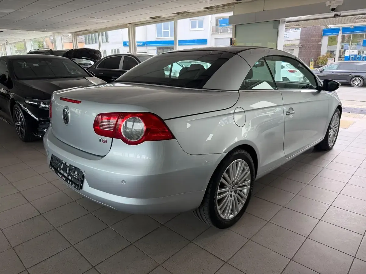 Occasion VW Eos 160 ch (117 kW) 2008 Argent Cabriolet