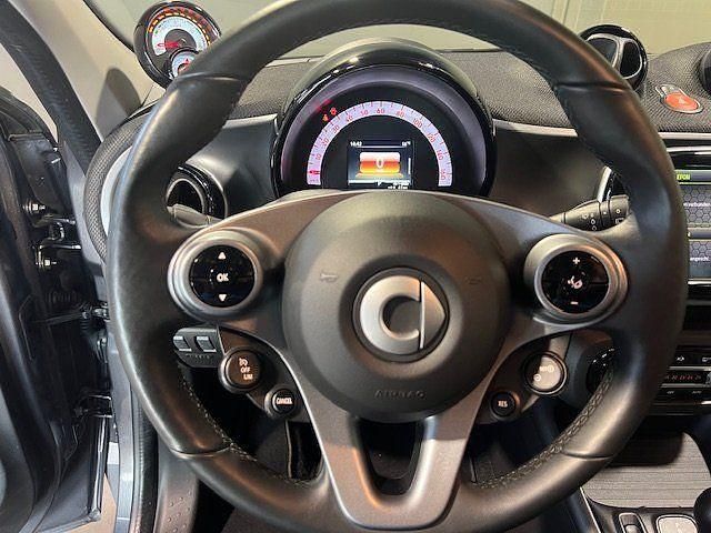 Gebraucht Smart ForFour Electric Drive Passion 60 kW (82 PS) 2021 Grau Limousine