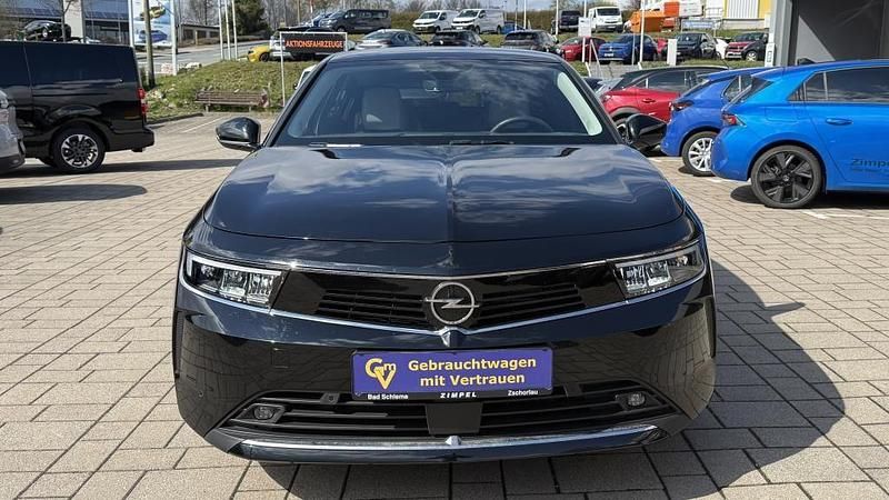 Gebraucht Opel Astra Elegance 131 PS (96 kW) 2022 Schwarz Kleinwagen
