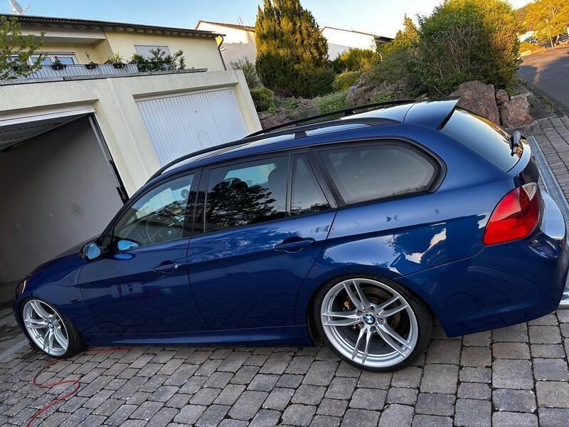 Blau Gebraucht 2006 BMW 325 Performance Kombi | 12.500 € - Bild 1/4