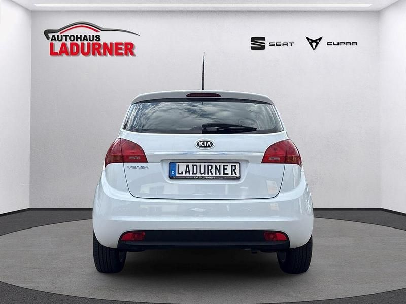 Gebraucht Kia Venga Edition 7 90 PS (66 kW) 2016 Weiss Kleinwagen