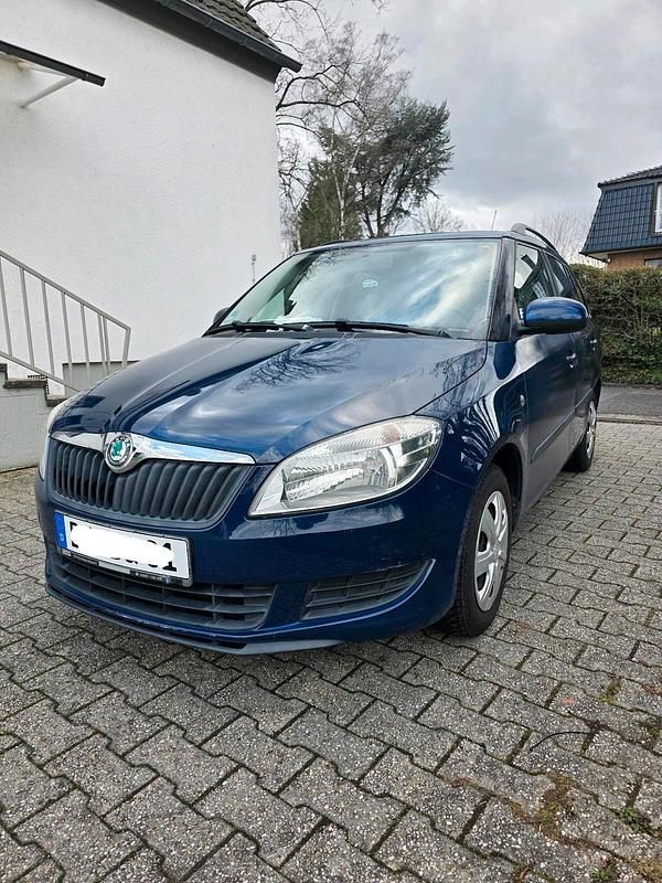 Gebraucht Skoda Fabia 86 PS (63 kW) 2011 Blau Kleinwagen