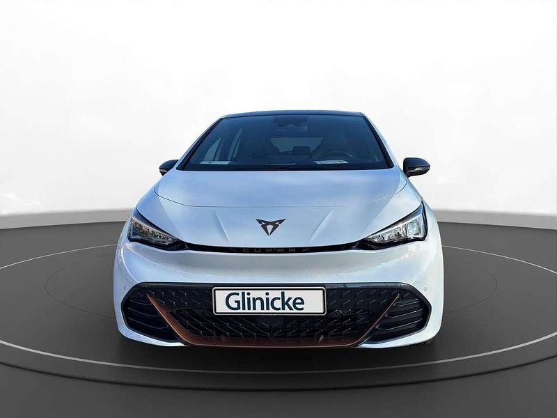 Neu Cupra Born 169 kW (231 PS) 2026 Glacial white metallic Kleinwagen
