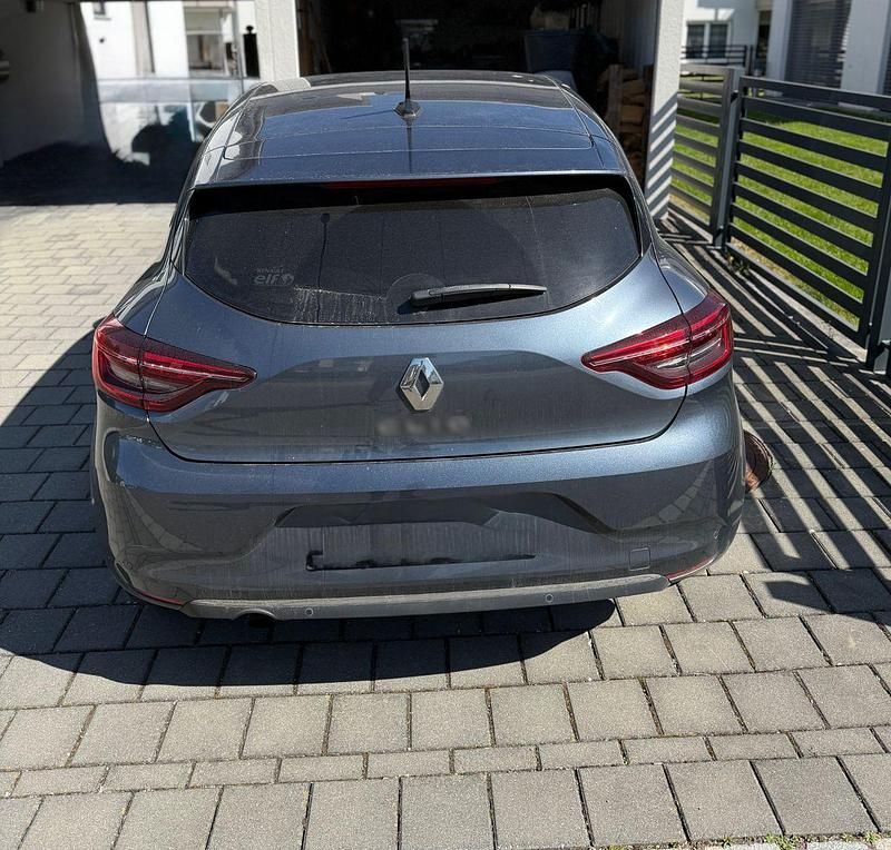 Gebraucht Renault Clio V Experience 73 PS (53 kW) 2020 Grau Limousine