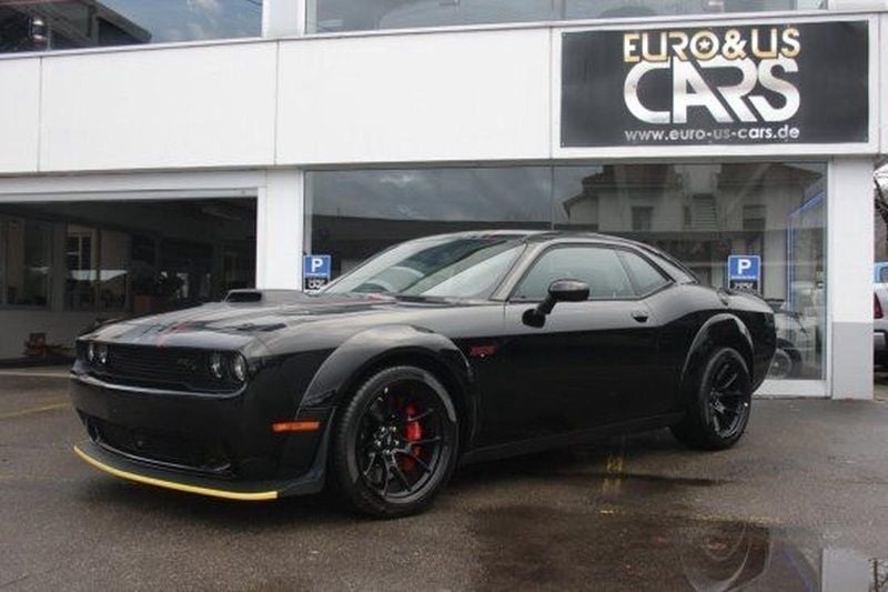 Px8 scgwarzmetallic Gebraucht 2023 Dodge Challenger Coupé | 86.890 € - Bild 1/3