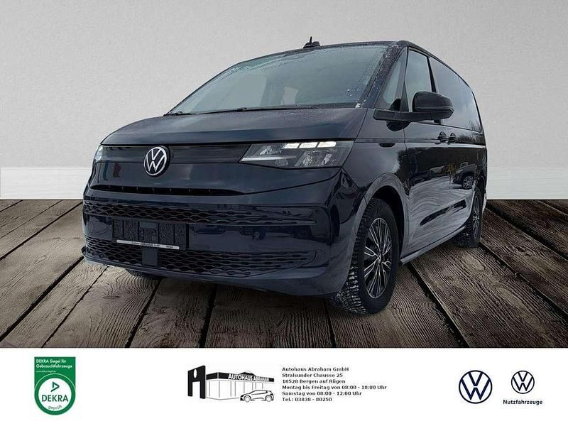 Gebraucht VW Multivan Basis 150 PS (110 kW) 2024 Starlight blue metallic Van